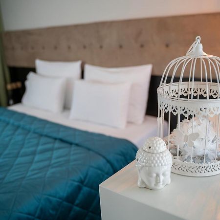 Akacija Luxury Suites Belgrado Quarto foto