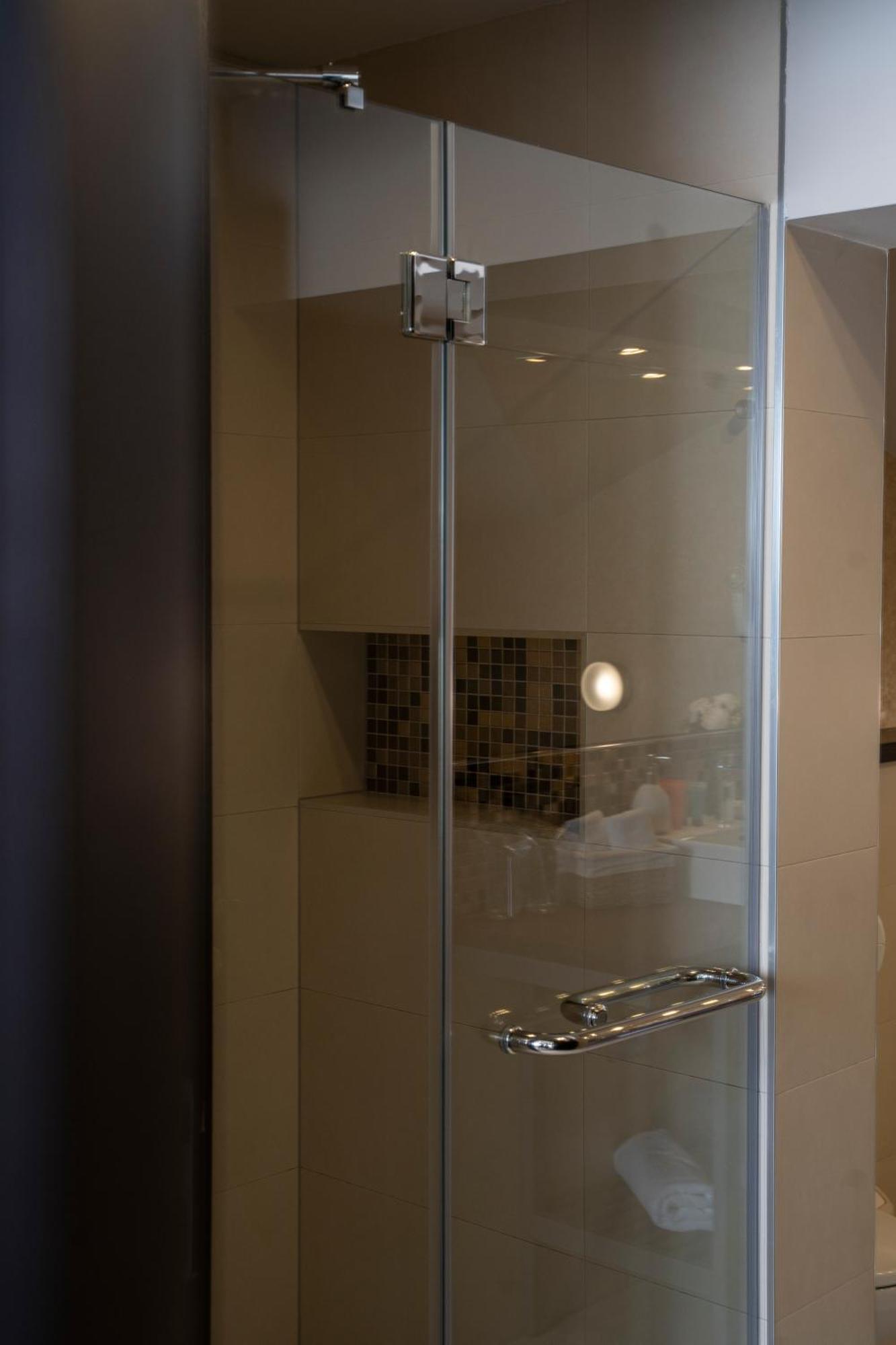 Akacija Luxury Suites Belgrado Quarto foto